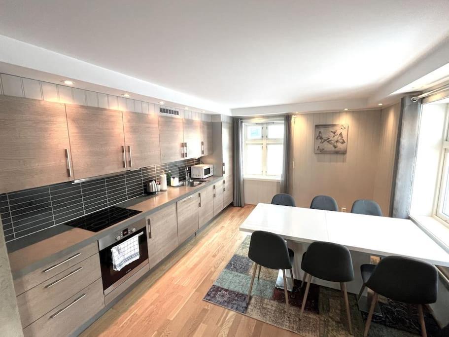 נרוויק Skjomtind - Modern Apartment With Free Parking מראה חיצוני תמונה