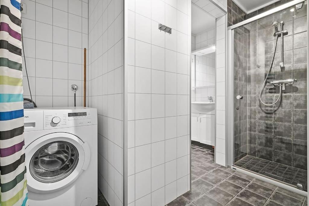 נרוויק Skjomtind - Modern Apartment With Free Parking מראה חיצוני תמונה